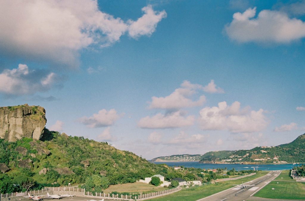 st barts airport